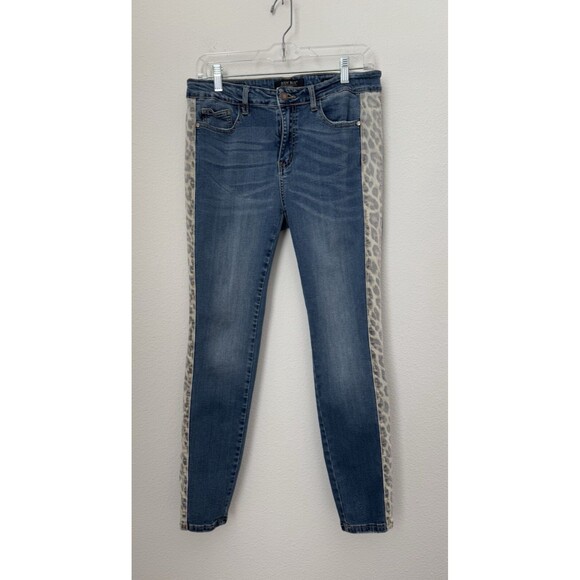 Judy Blue Women's Skinny Fit Mid Rise Cheetah Print Stripe Jeans Size 13/31 - Picture 1 of 13